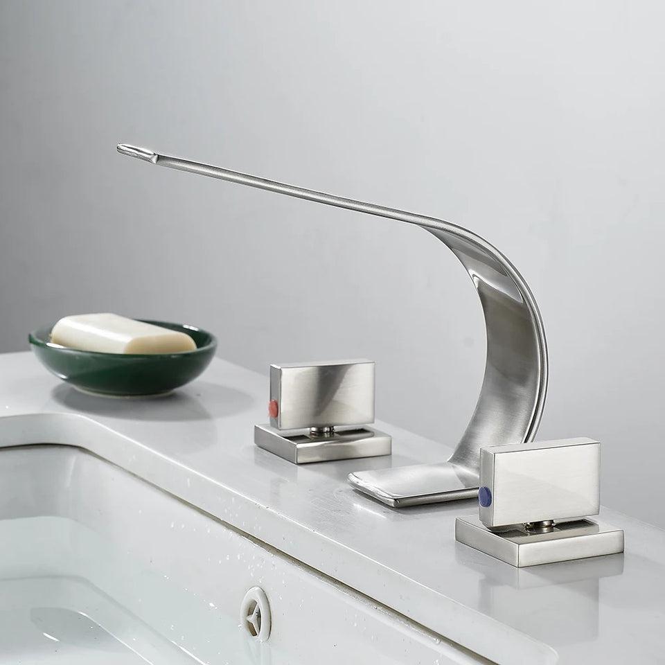 Twin Handle Cascade Basin Mixer · Polished Gold — Arc Series · Form 09